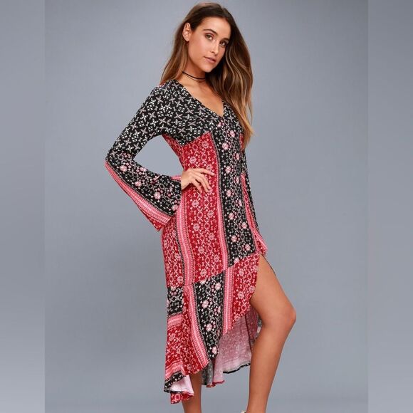 SOMEDAYS LOVING Burn in Love Black and Red Print Bell Sleeve Midi Dress Medium - Picture 10 of 11